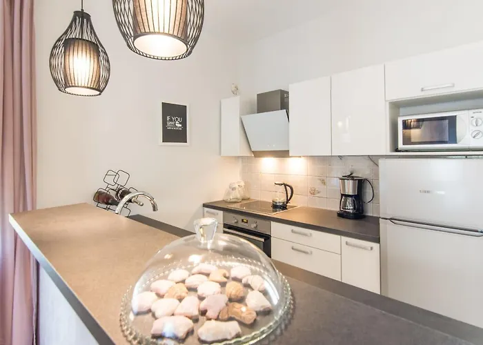 House Moonstone Дом отдыха Задар